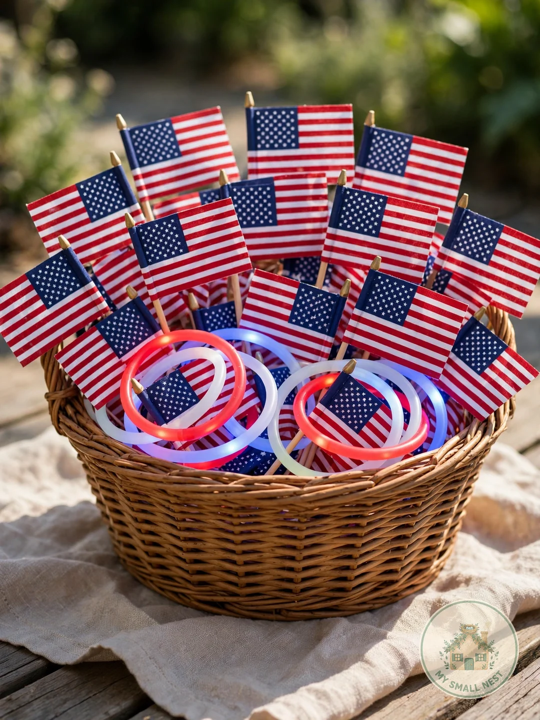 Hand Out Patriotic Party Favors - fourth of july outdoor party ideas